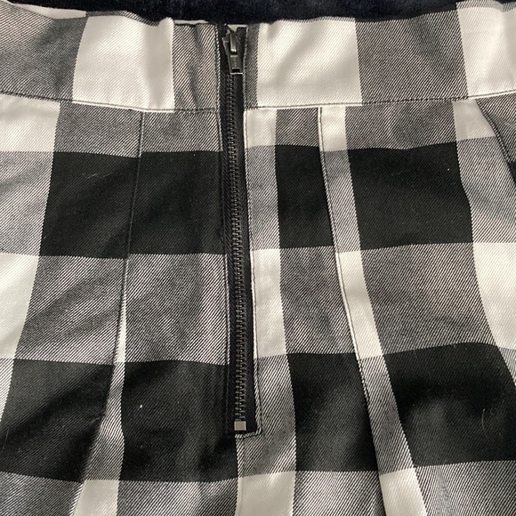 Torrid size 3 skirt - Picture 4 of 7